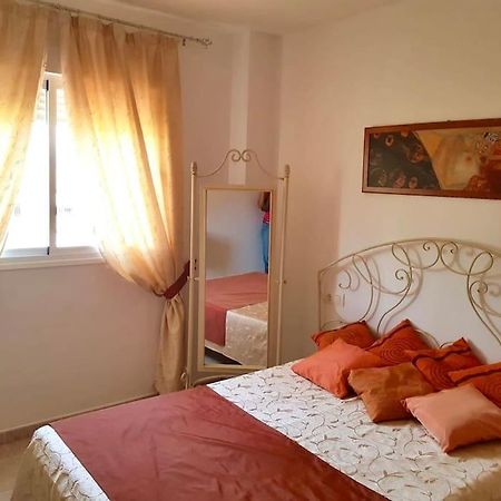 Penthouse Paradiso: 2Br Oasis In Casares Del Sol Luaran gambar