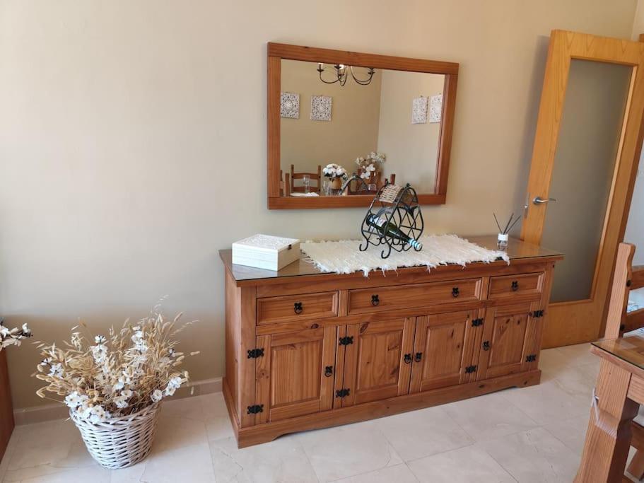 Penthouse Paradiso: 2Br Oasis In Casares Del Sol Luaran gambar